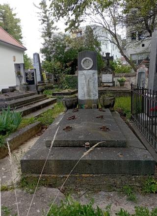 48. sírhely - gal�ria