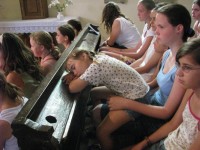 Esk�dtek csal�dk�z�ss�g 2011.